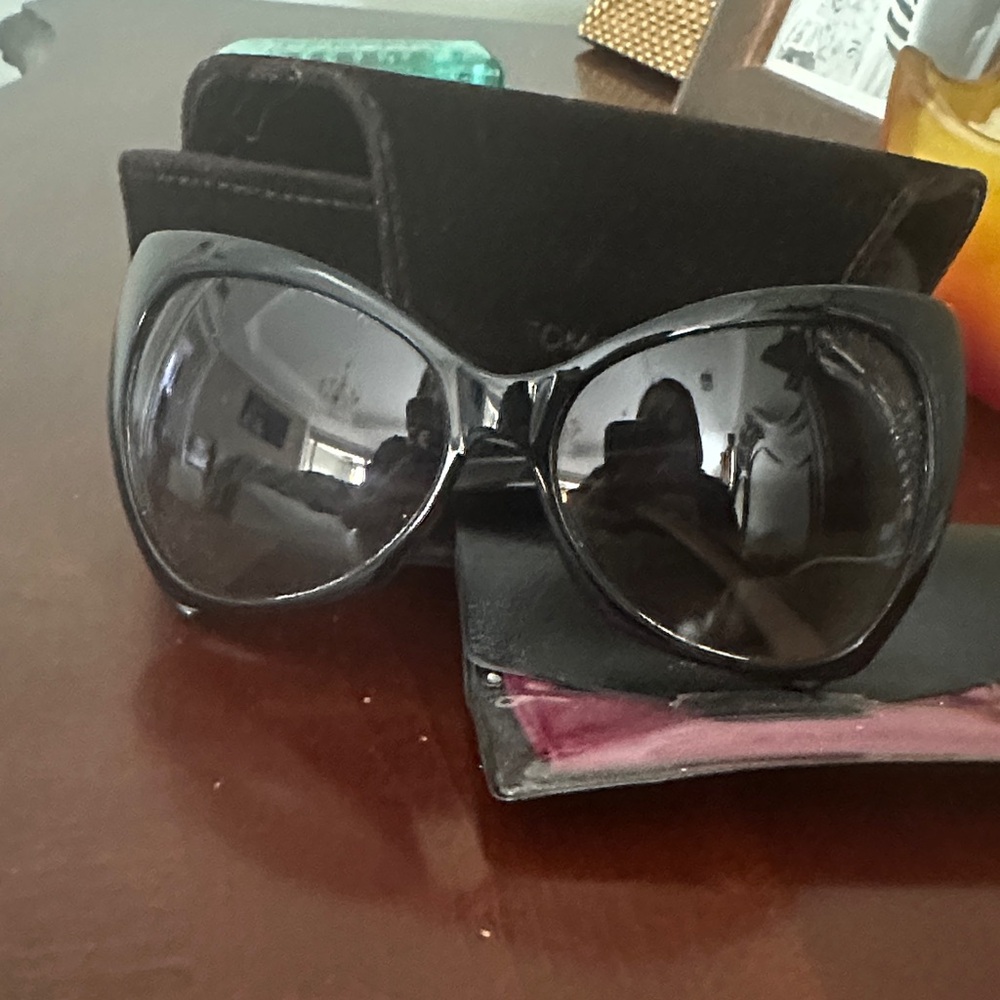 Tom Ford Glossy Black Sunglasses